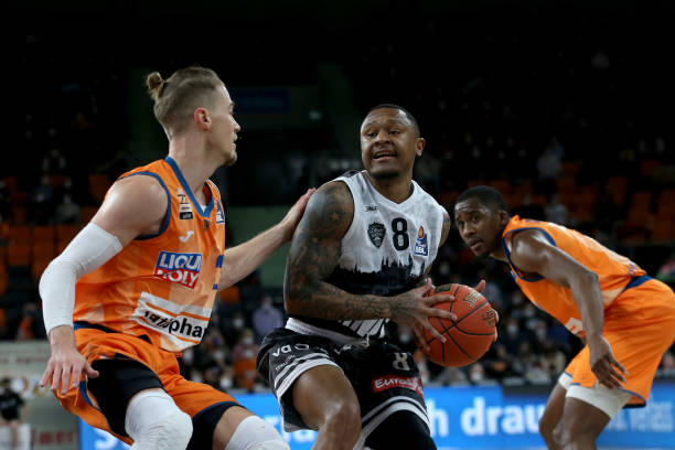 冲动事件被 冲动事件被