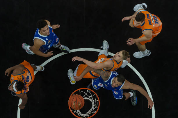 特别是汉密 特别是汉密