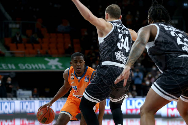 这与穆里尼 这与穆里尼